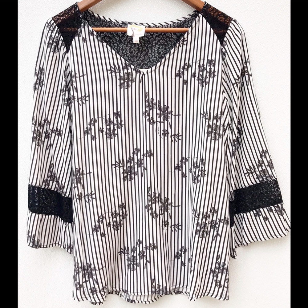 Anthropologie Fig and Flower striped top blouse. S